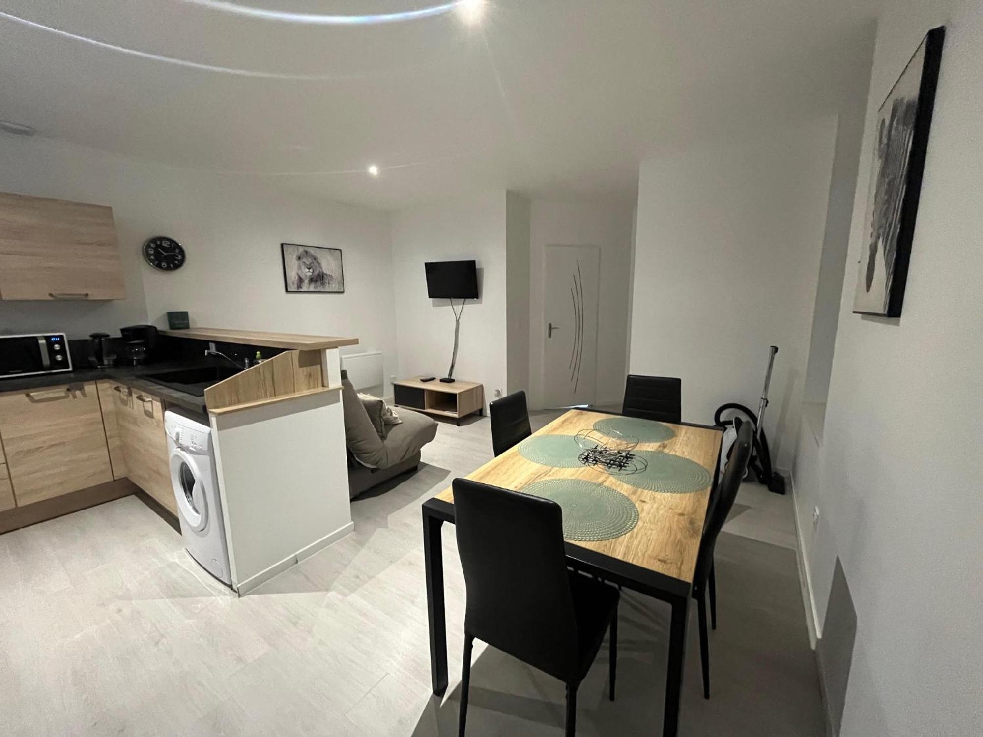 Lourdes : Superbe T2 42M2 Apartment Exterior photo